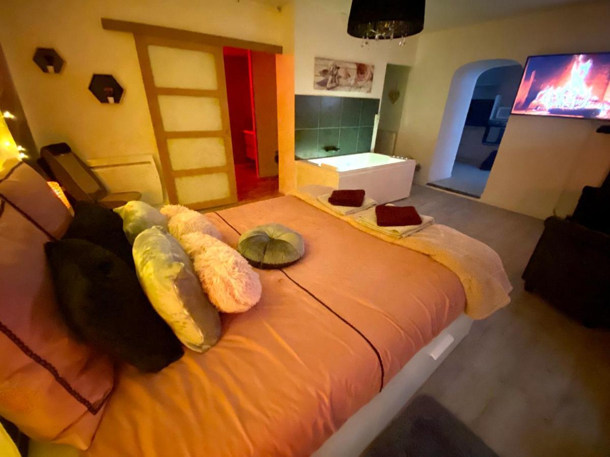 Cosy & Spa Appartement Luxe Jacuzzi Sauna Suite Cristal Avignone Esterno foto